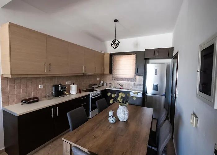 Lägenhet τα ανετα διαμμερισματα του λεκα α2 *