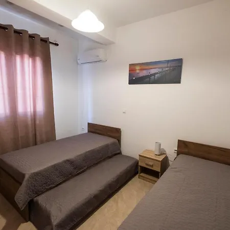 τα ανετα διαμμερισματα του λεκα α2 *