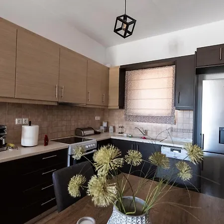 τα ανετα διαμμερισματα του λεκα α2 Zaharo