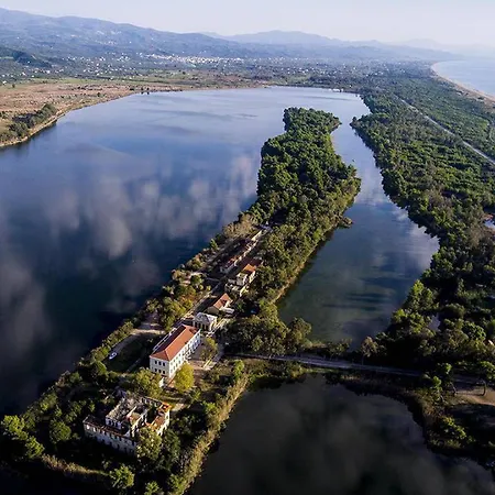 τα ανετα διαμμερισματα του λεκα α2 Zacharo